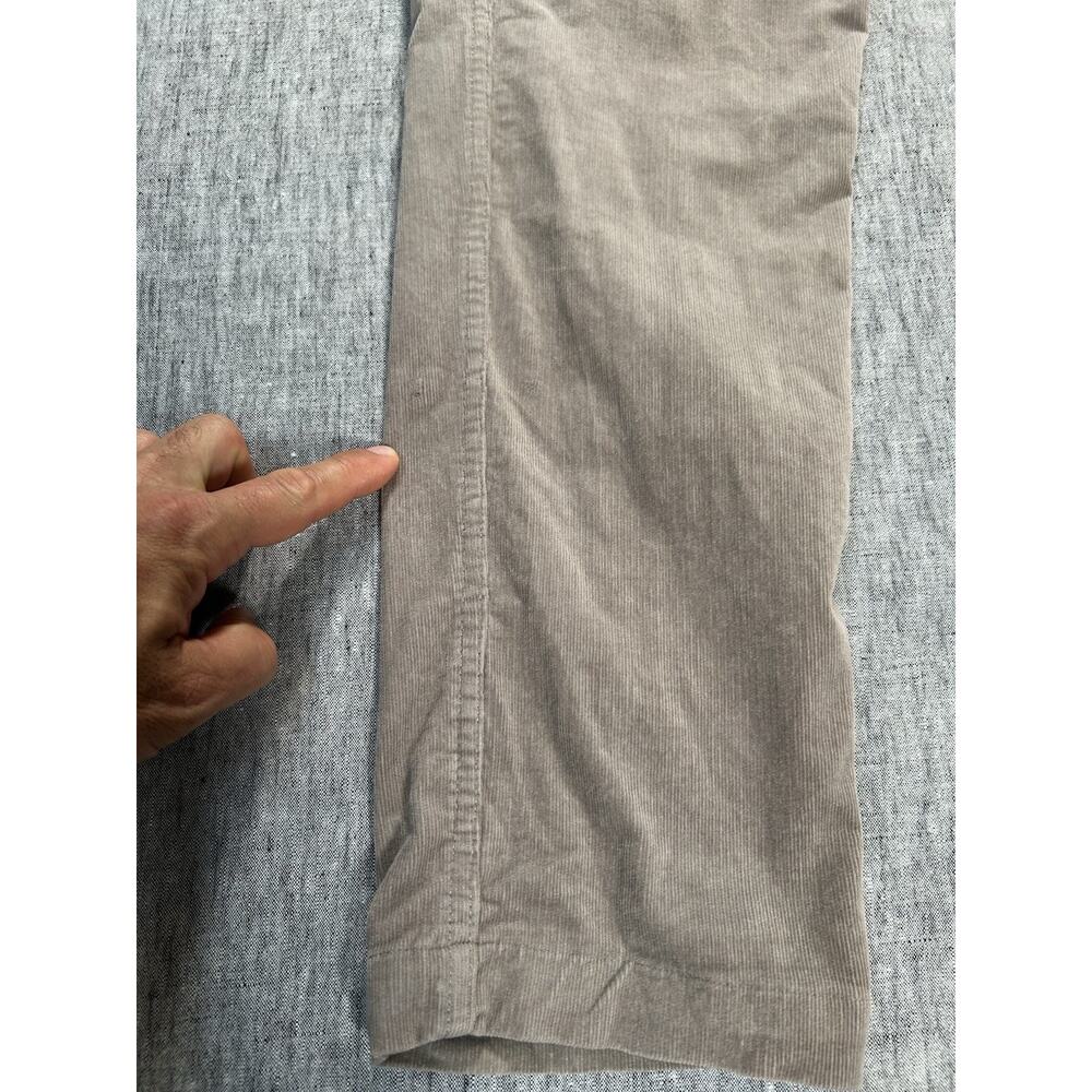 Vuori Optimist Corduroy Pants Mens Medium Relaxed Fit Walnut Athleisure V440 - Picture 6 of 16